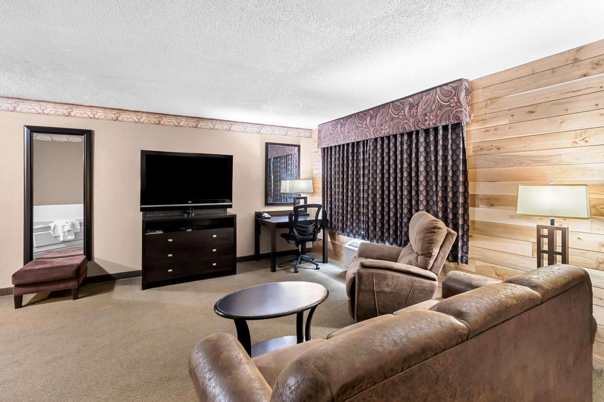 Heartland Inn & Suites, Surestay Collection By Best Western Park Rapids Экстерьер фото