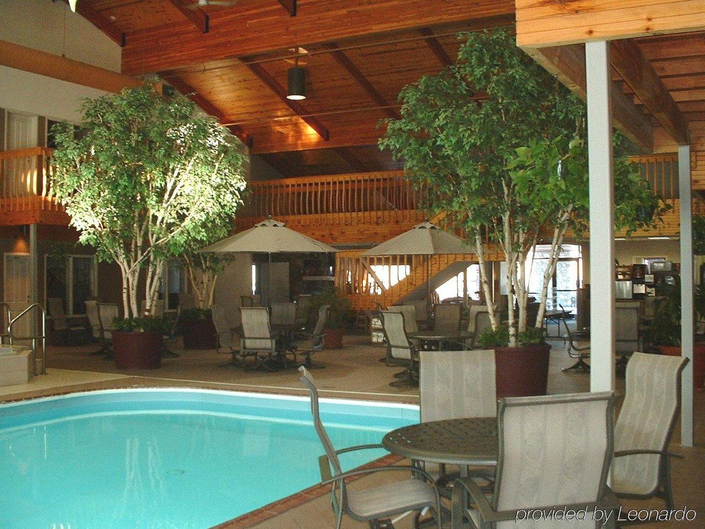 Heartland Inn & Suites, Surestay Collection By Best Western Park Rapids Удобства фото