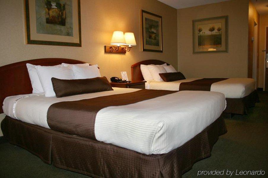 Heartland Inn & Suites, Surestay Collection By Best Western Park Rapids Номер фото