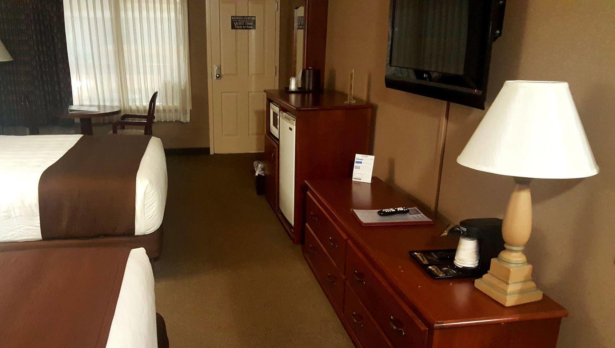 Heartland Inn & Suites, Surestay Collection By Best Western Park Rapids Экстерьер фото